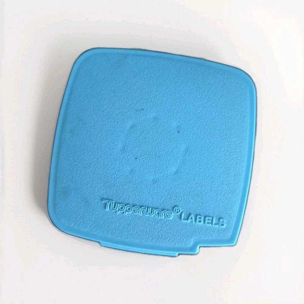 Tupperware vintage aqua